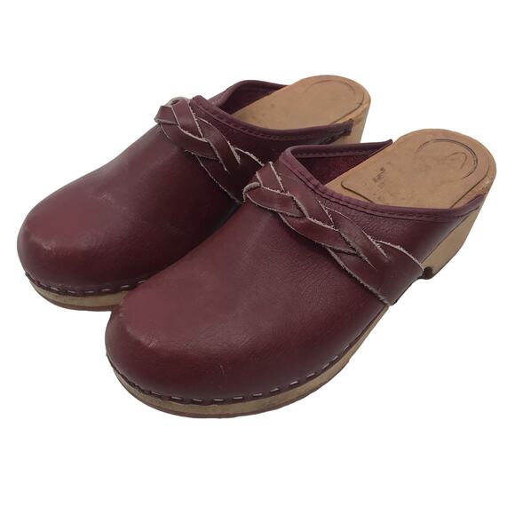 Vintage Holie Braided Leather Wooden Clogs Shoes 5 Kids Chunky Slip On Red - Picture 1 of 10